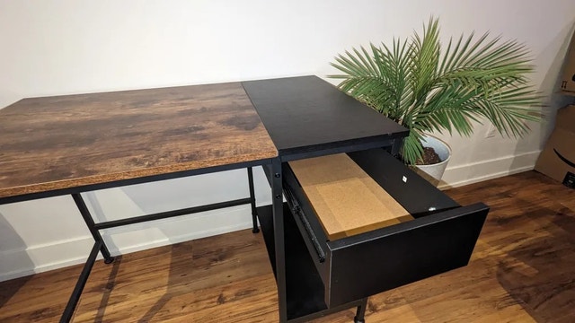 Study Table - photo 2