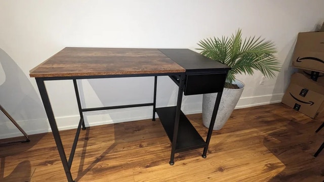 Study Table - photo 5