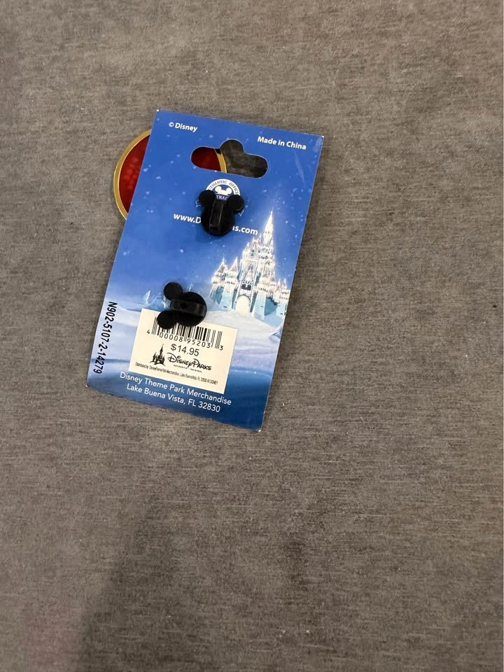 Disney Parks 2014 Limited Edition Mickey’s Very Merry Christmas - photo 2