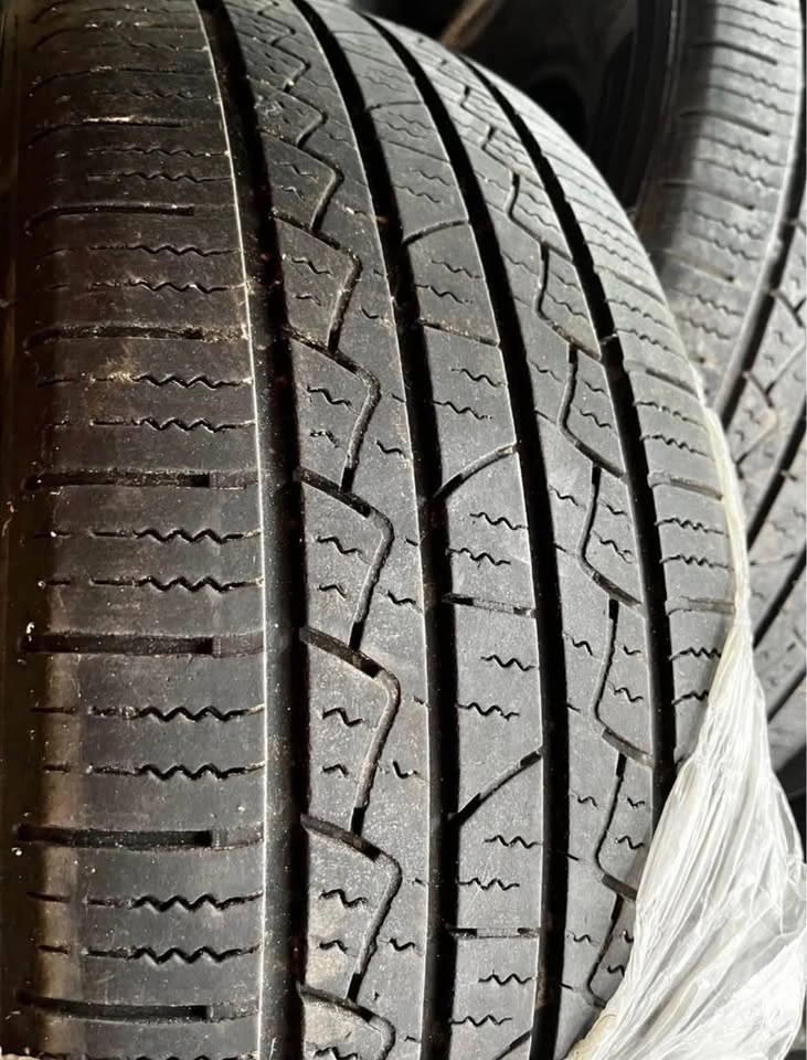 235/60R18 107H M+S Tires - photo 3