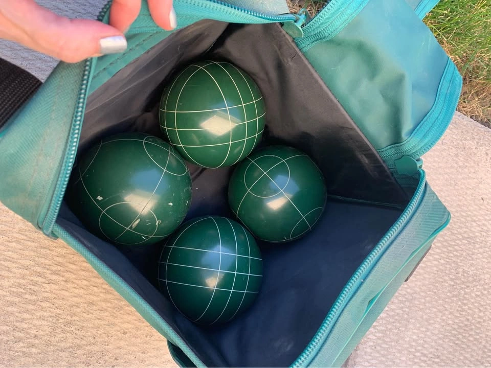 Heavy-duty 8-ball Bocce Set - photo 2