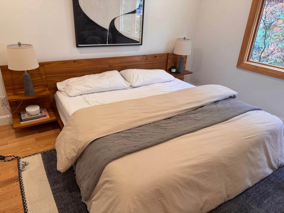 CB2 Andes Acacia Wood Platform King Bed with Integrated Nightsta - photo 2