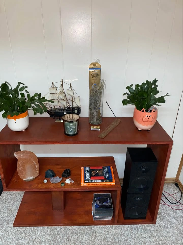 Rustic Stained Wood Tv Stand / Shelf / Shoe Organizer - photo 5