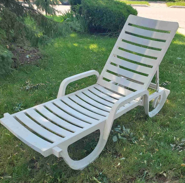 Patio Lounge Chairs