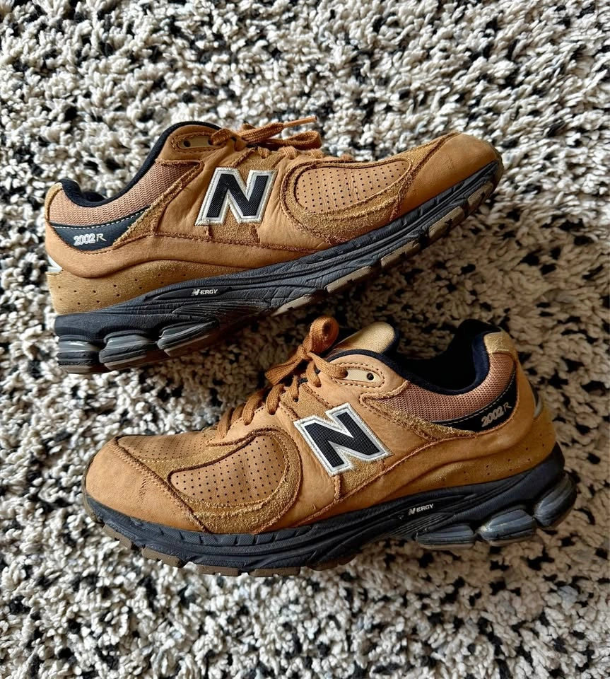 New Balance 2002R “Tobacco”