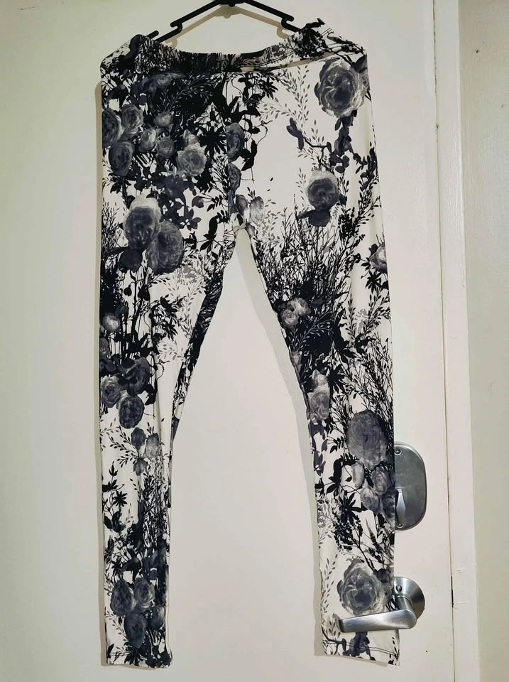 Moving Sale! Open to offers- New items - photo 5