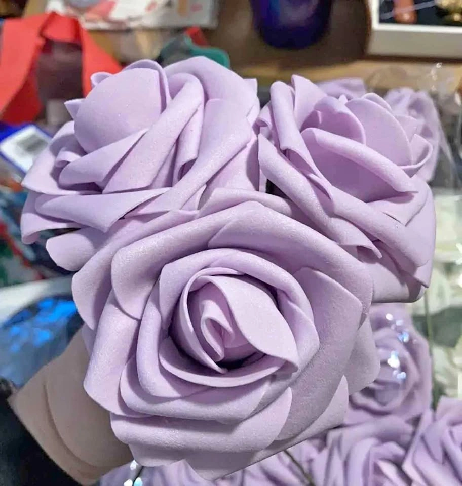 Lavender, blue and red roses for events