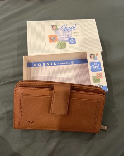 Vintage Fossil Leather Clutch/Wristlet Pebbled