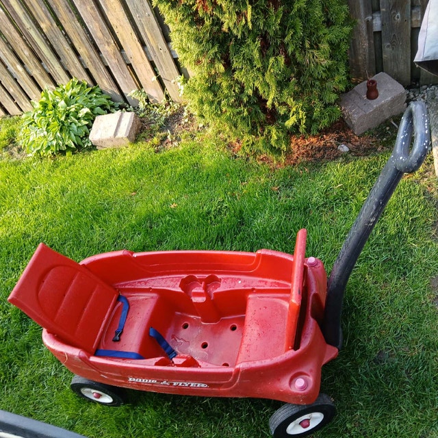 Radio Flyer Wagon