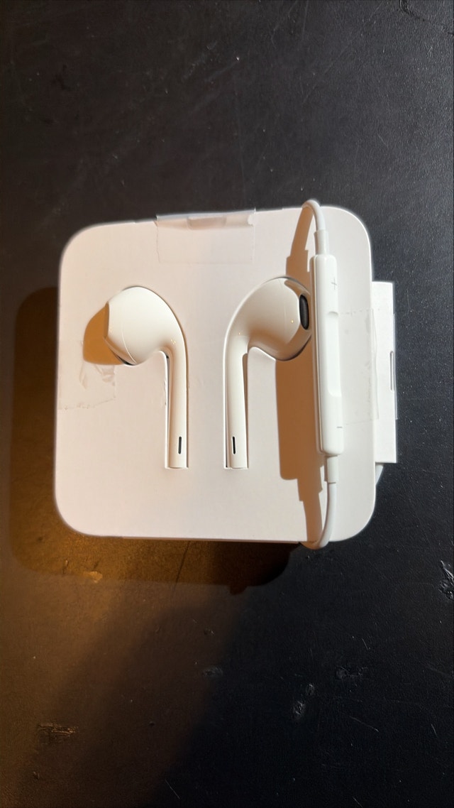 Apple Ear Pods Lightning connector - Original