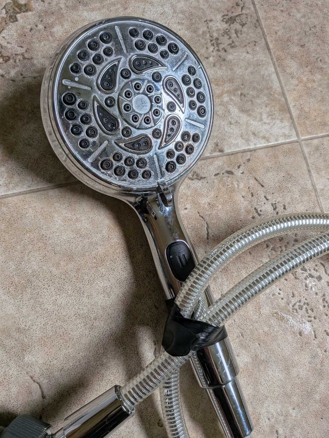 Shower heads - photo 2