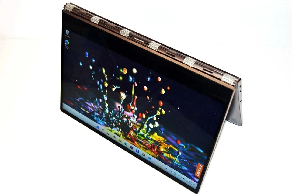 Lenovo YOGA 920-13IKB 2in1 Intel i7-8550U 16GB RAM 512GB SSD