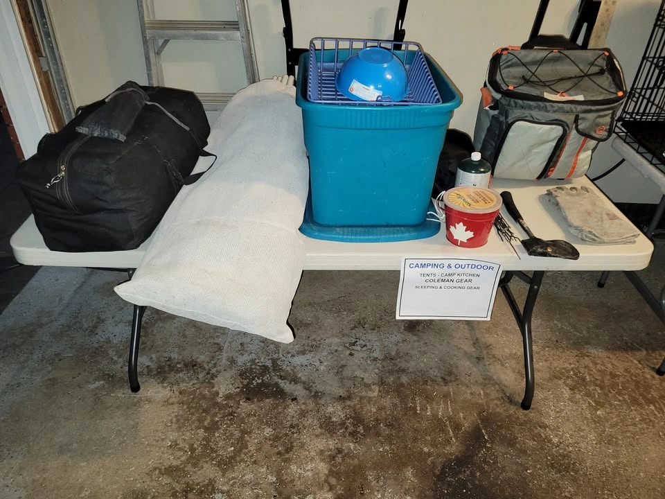 FINAL DAY! Huge Garage Sale – Everything Must Go - photo 3