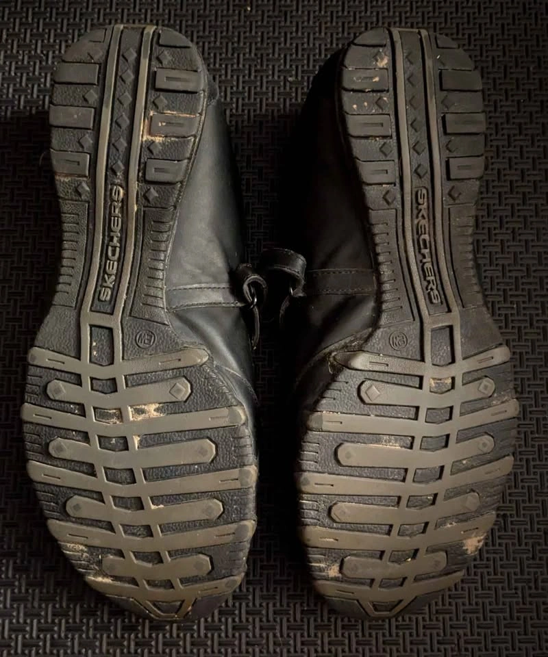 Skechers flats with criss cross straps - photo 2