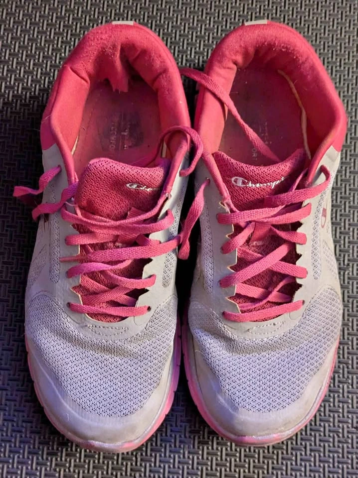 Champion Sneakers - grey and pink