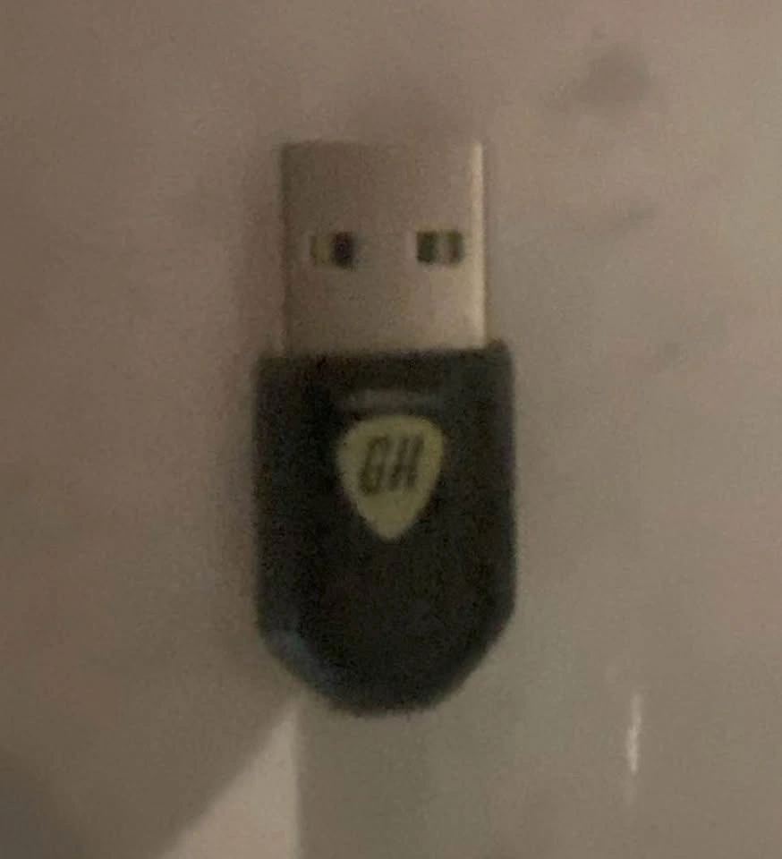 Guitar Hero Guitar and Dongle + Game - photo 3
