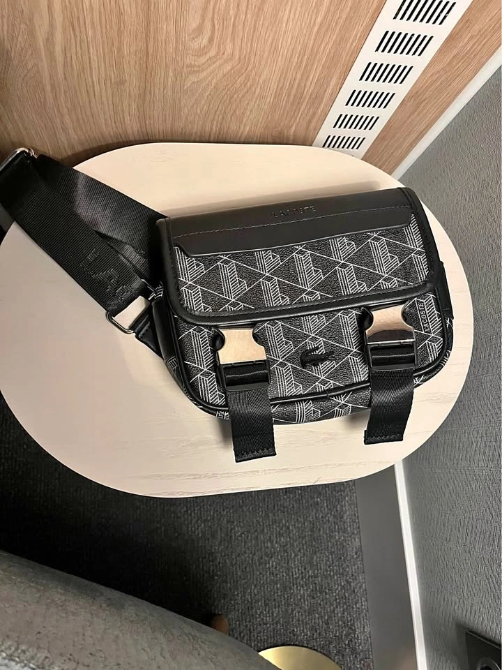 Lacoste side bag