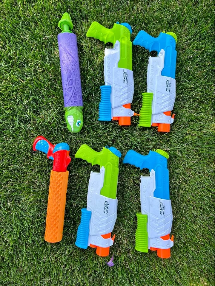 Water gun lot