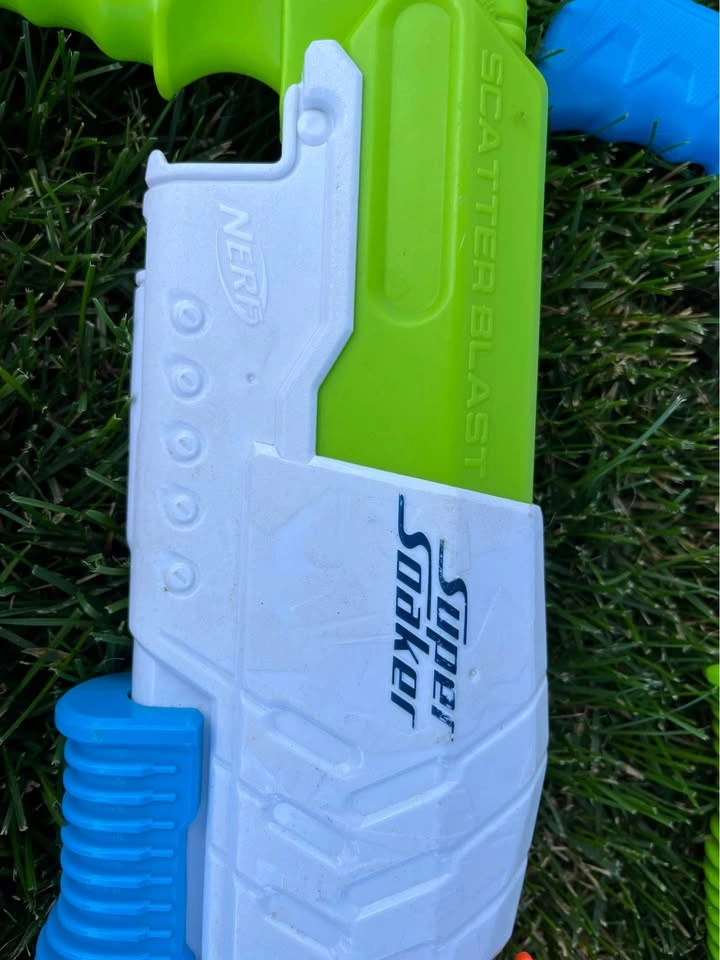 Water gun lot - photo 2