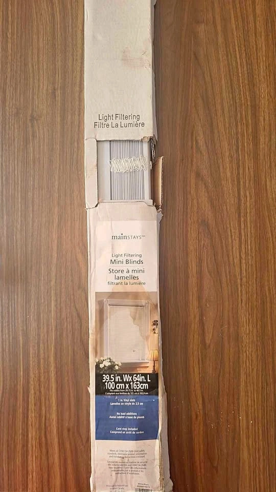Light filtering mini blinds
