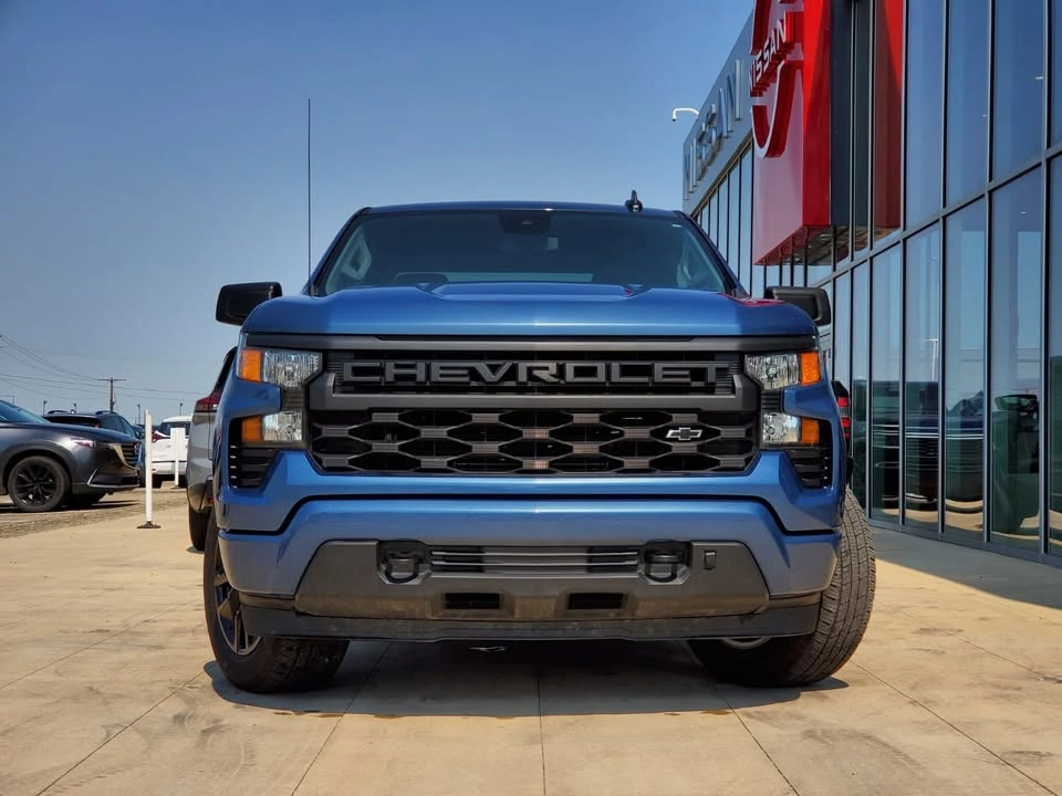 2024 Chevrolet Silverado 1500 Custom - photo 2