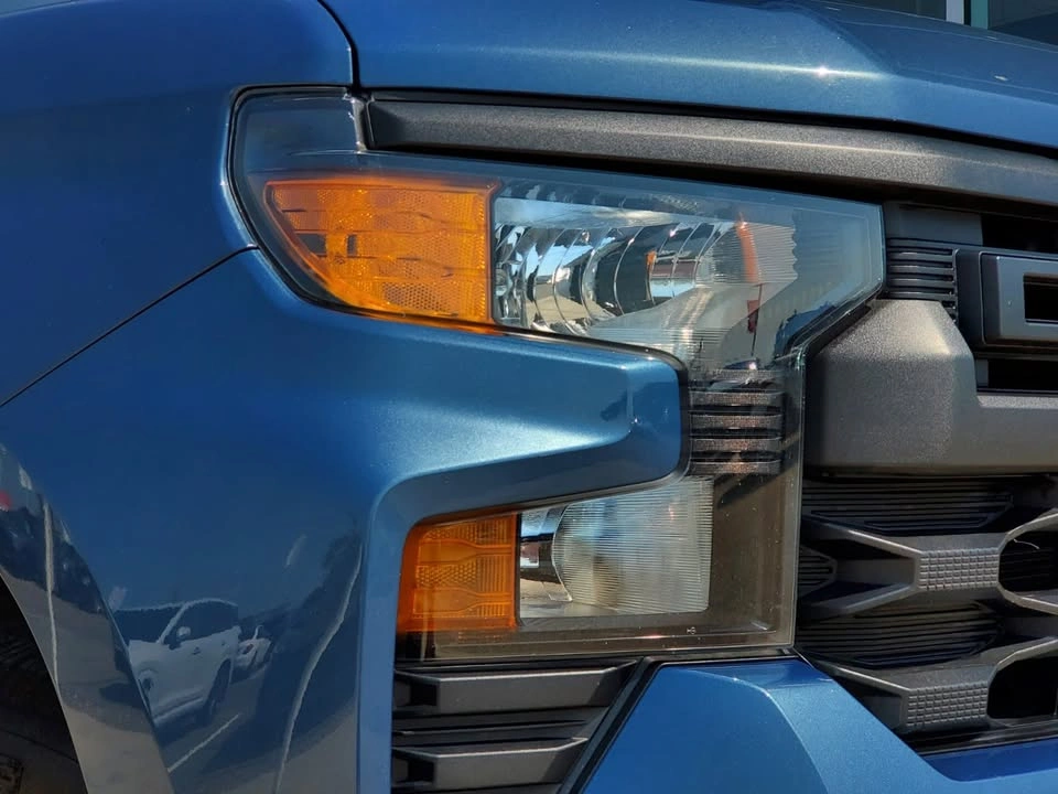 2024 Chevrolet Silverado 1500 Custom - photo 3