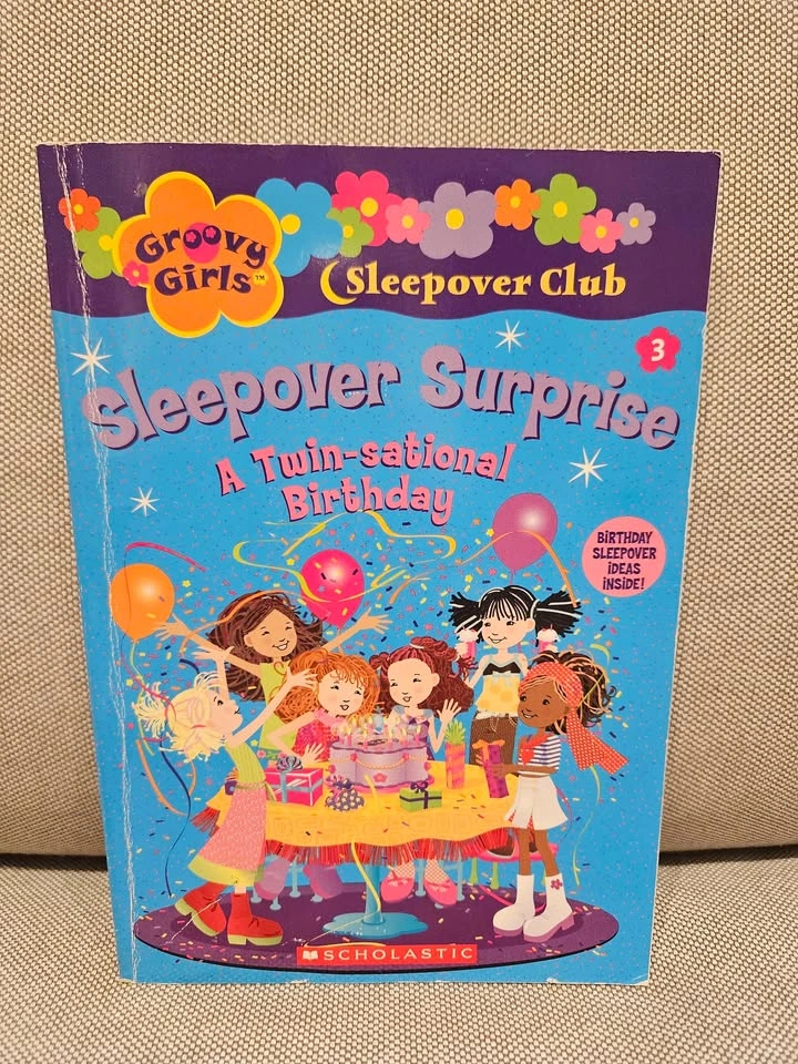 Young Girl Book Lot #1 - photo 5