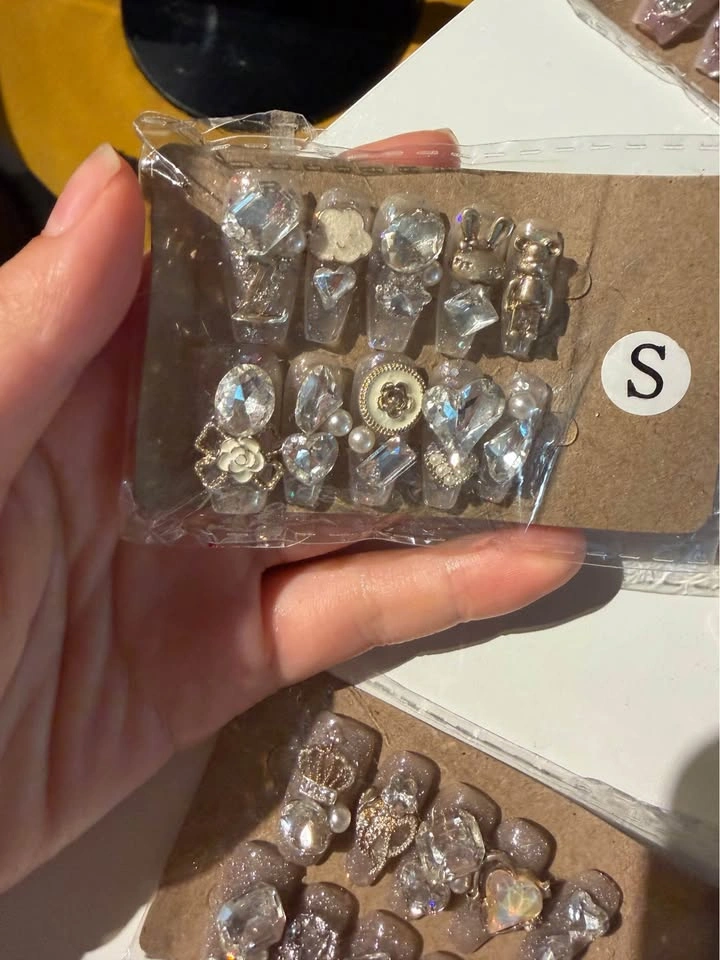 Press on nails - photo 4
