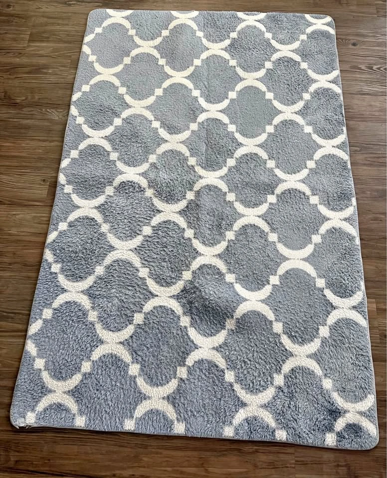 Medium Size Moroccan Trellis Grey, Machine Washable Rug