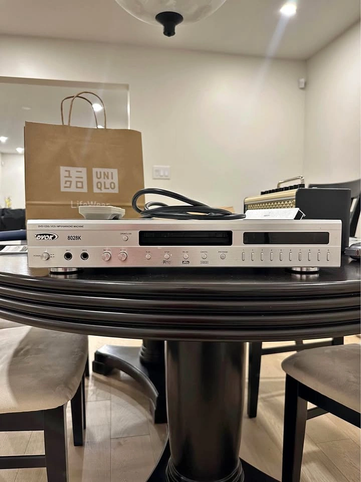 DVOK 8028K Karaoke Machine