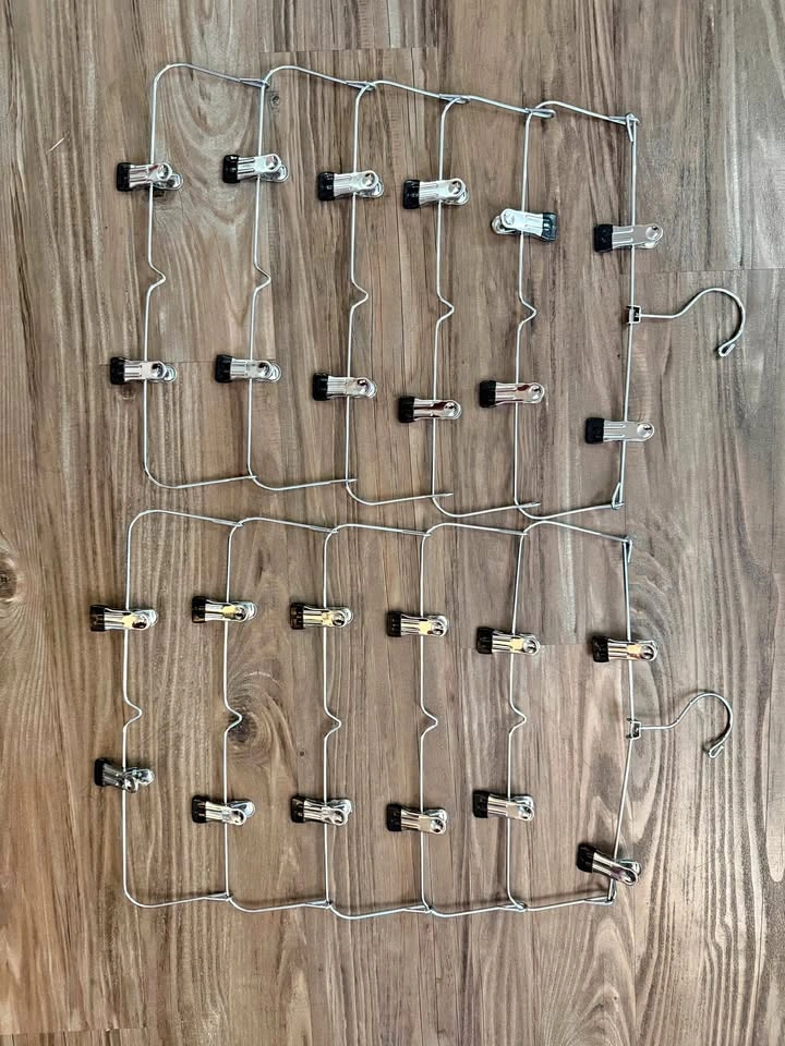 Heavy Duty Chrome Metal 6-Tier Space Saving Pant & Skirt Hanger,