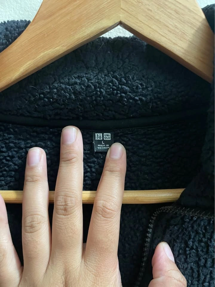 Uniqlo fleece jacket size L - photo 2