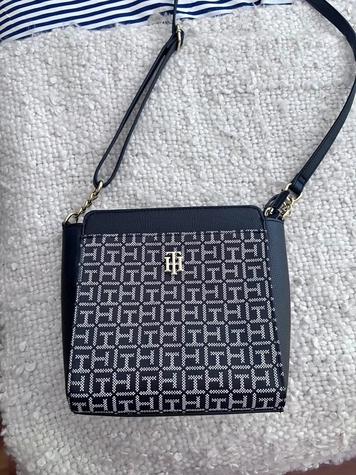 Tommy Hilfiger Black Crossbody Bag