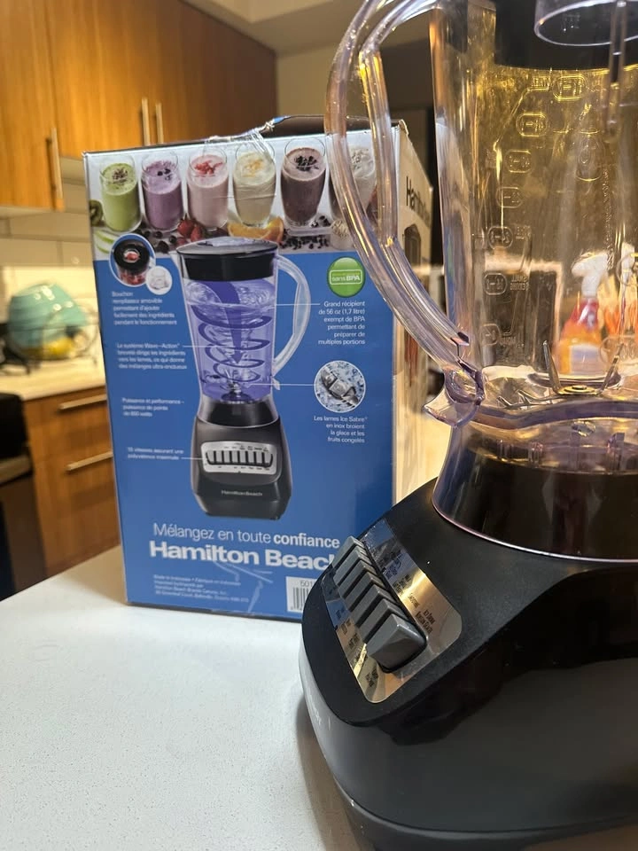 Hamilton Beach 10-Speed Smoothie Blender (56 oz) - Like New - photo 3