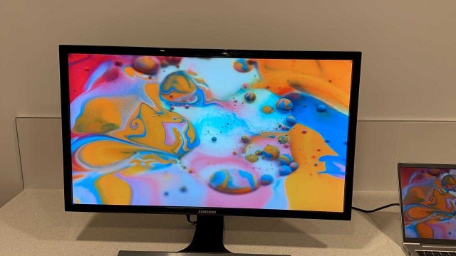 Samsung 27" 4K UHD Monitor || Pair Available
