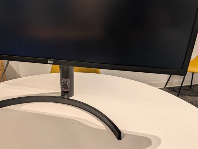 Lg 32" 4K UHD Monitor || Inbuilt Speakers - photo 5