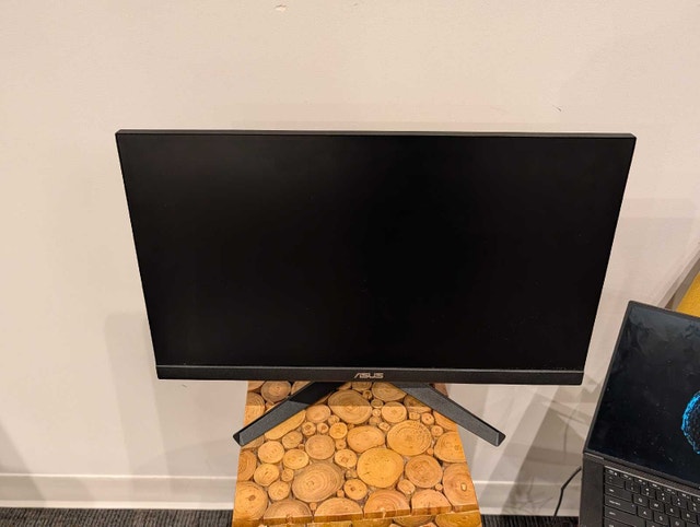 Asus 75Hz Gaming Monitor || Like New - photo 5