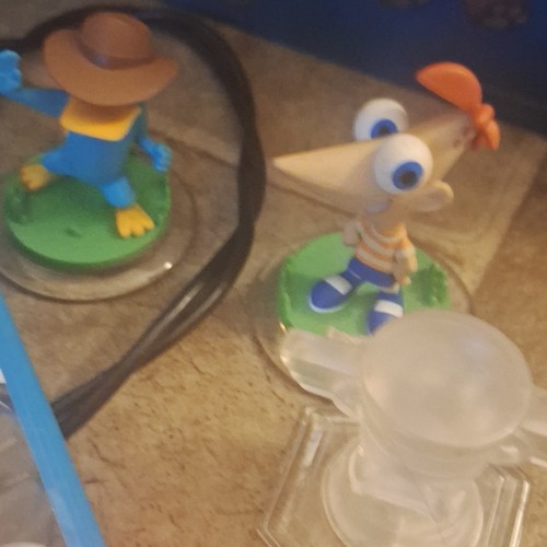 Disney Infinity Wii U Figures Lot Mr. Incredible Buzz Woody Acce - photo 5