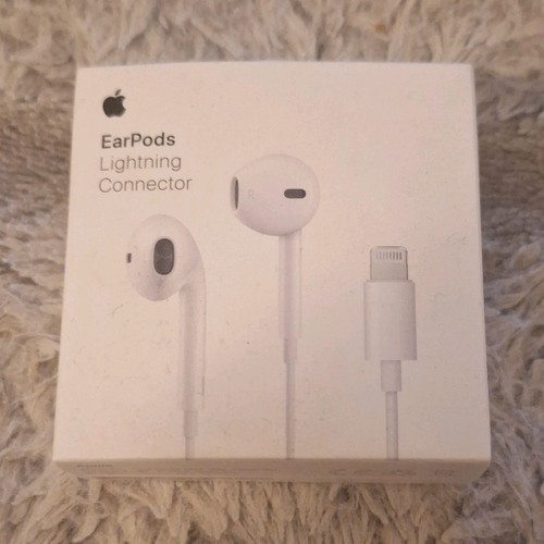 Apple EarPods In-Ear Earbud Headphones Lightning Connector White
