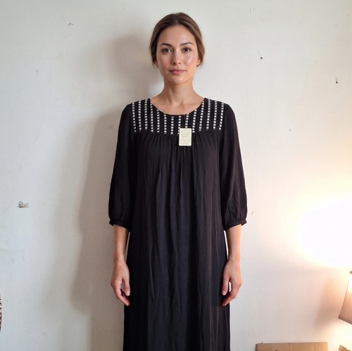 Studio West Apparel Black/Silver Striped Long Shift Dress 3/4 Sl