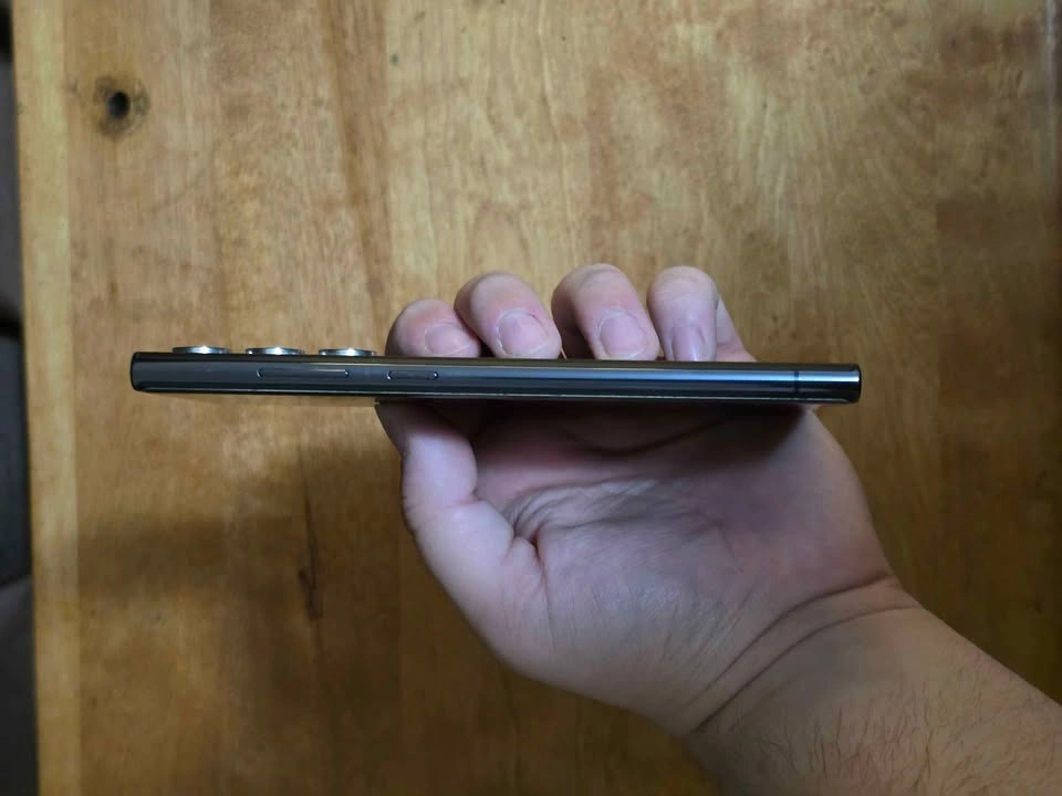 Samsung Galaxy S22 Ultra 5G – Phantom Black (Unlocked) – w/ Box - photo 4