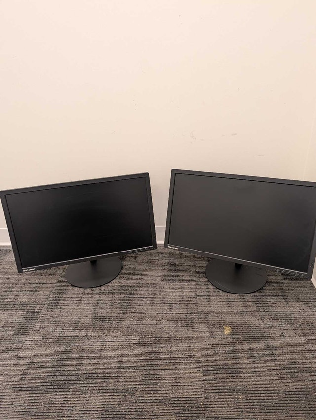 Lenovo 24" Monitor Pair || Mint Condition - photo 2