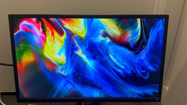 Dell IPS Adjustable Monitor || Perfect Condition - photo 5