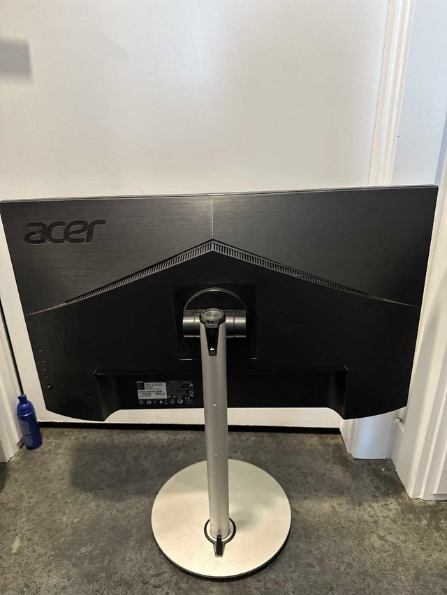 Acer 27" 4K Monitor || Like New - photo 4