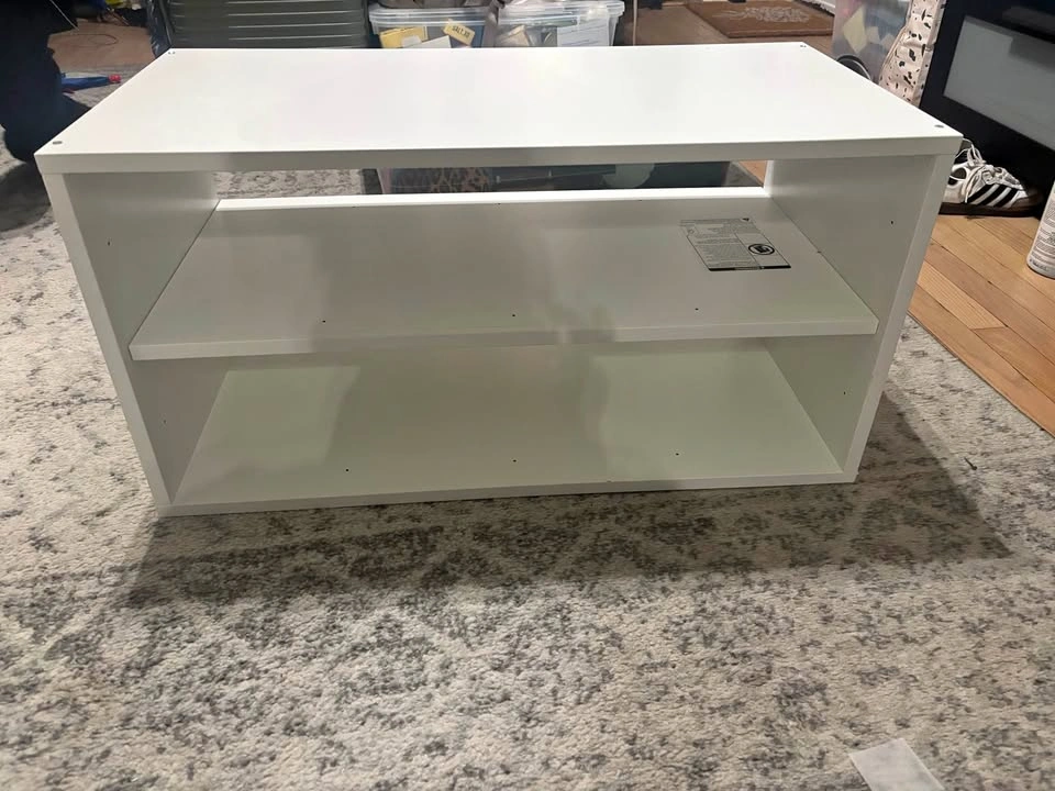 2 Stackable shelf