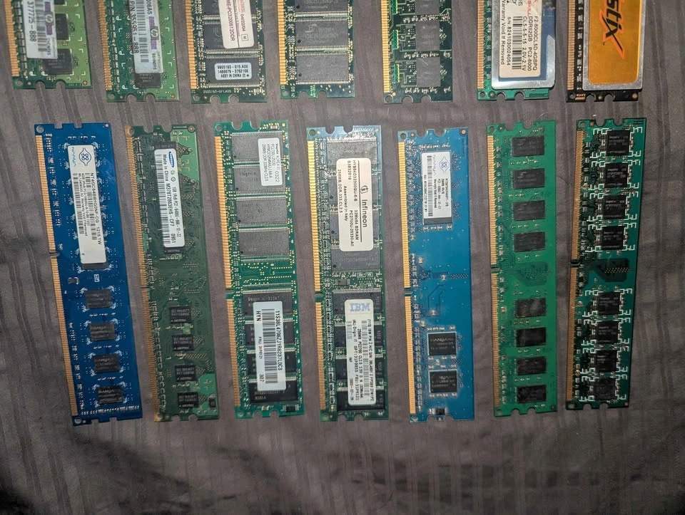 Assorted Desktop RAM Collection - Kingston HyperX, G.Skill, Cors - photo 4