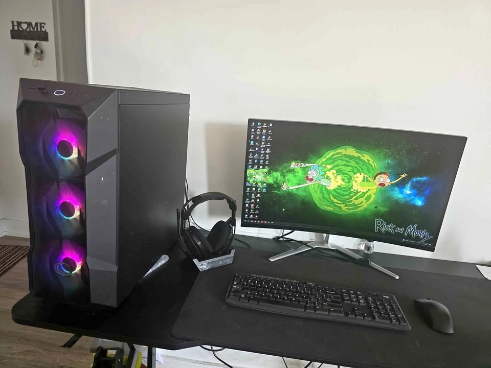 Full Gaming PC Setup