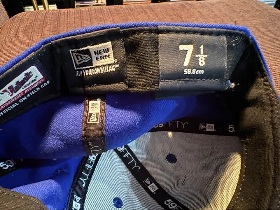 Official MLB Toronto Blue Jays New Era 59FIFTY Fitted Cap - photo 3