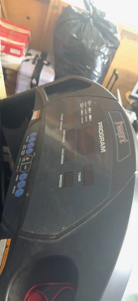 Treadmill - photo 3