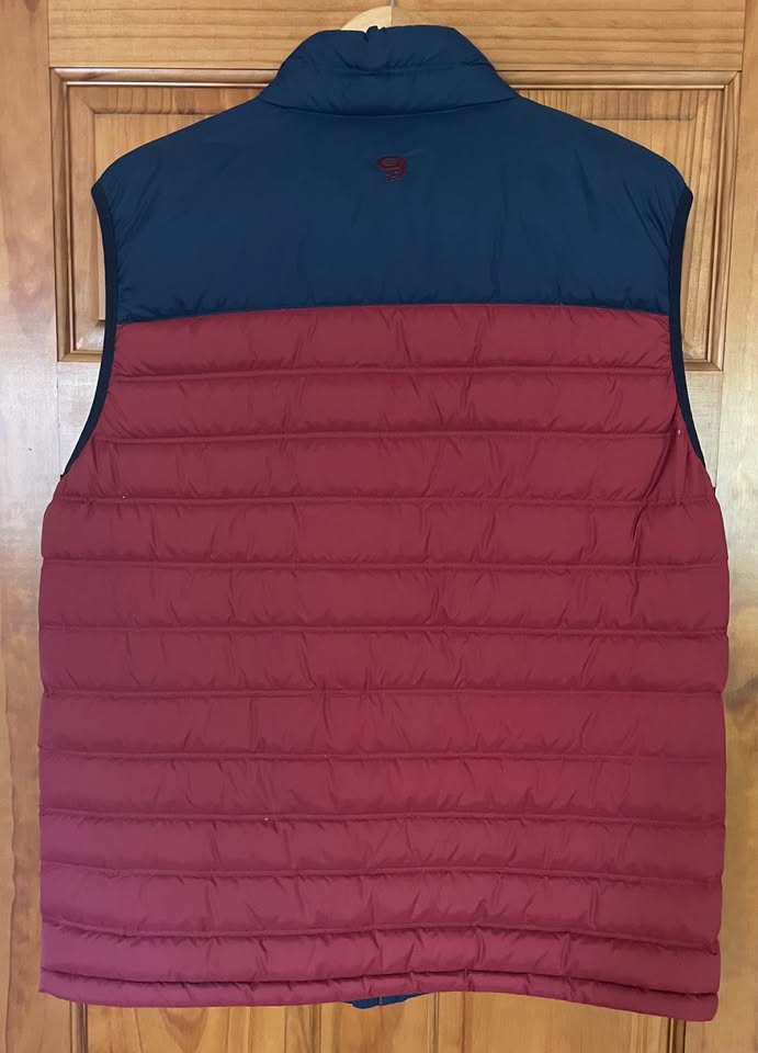 Mountain Hardwear Down Vest. Men’s size large, blue & burgundy. - photo 4